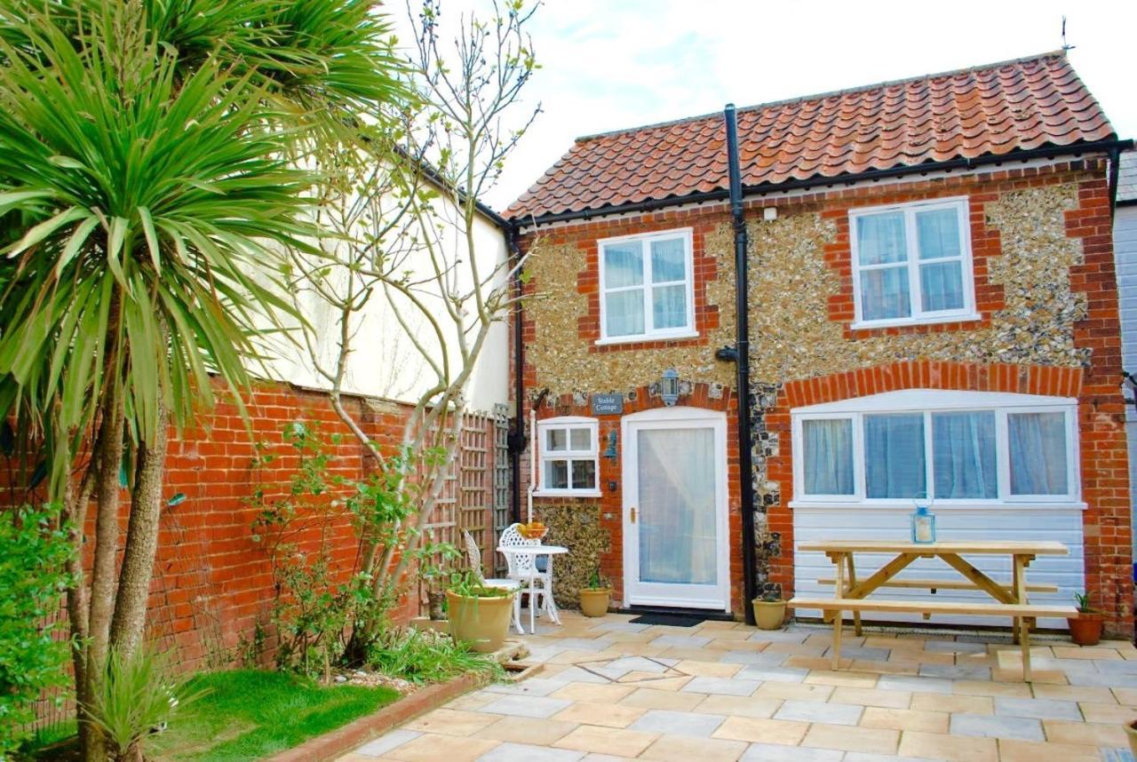 Romantic Flint Cottage On The Suffolk Coast Saxmundham Exterior foto