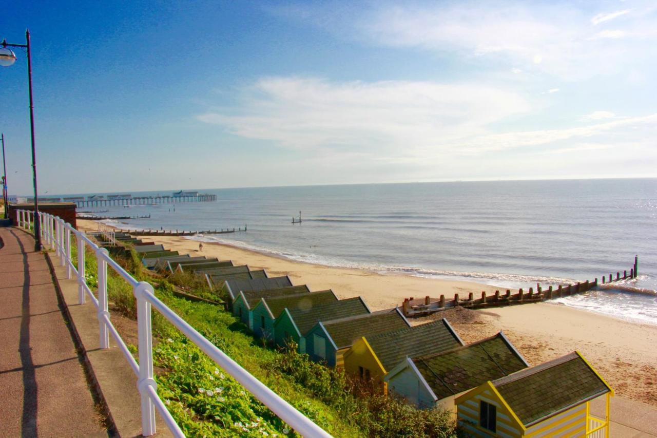 Romantic Flint Cottage On The Suffolk Coast Saxmundham Exterior foto